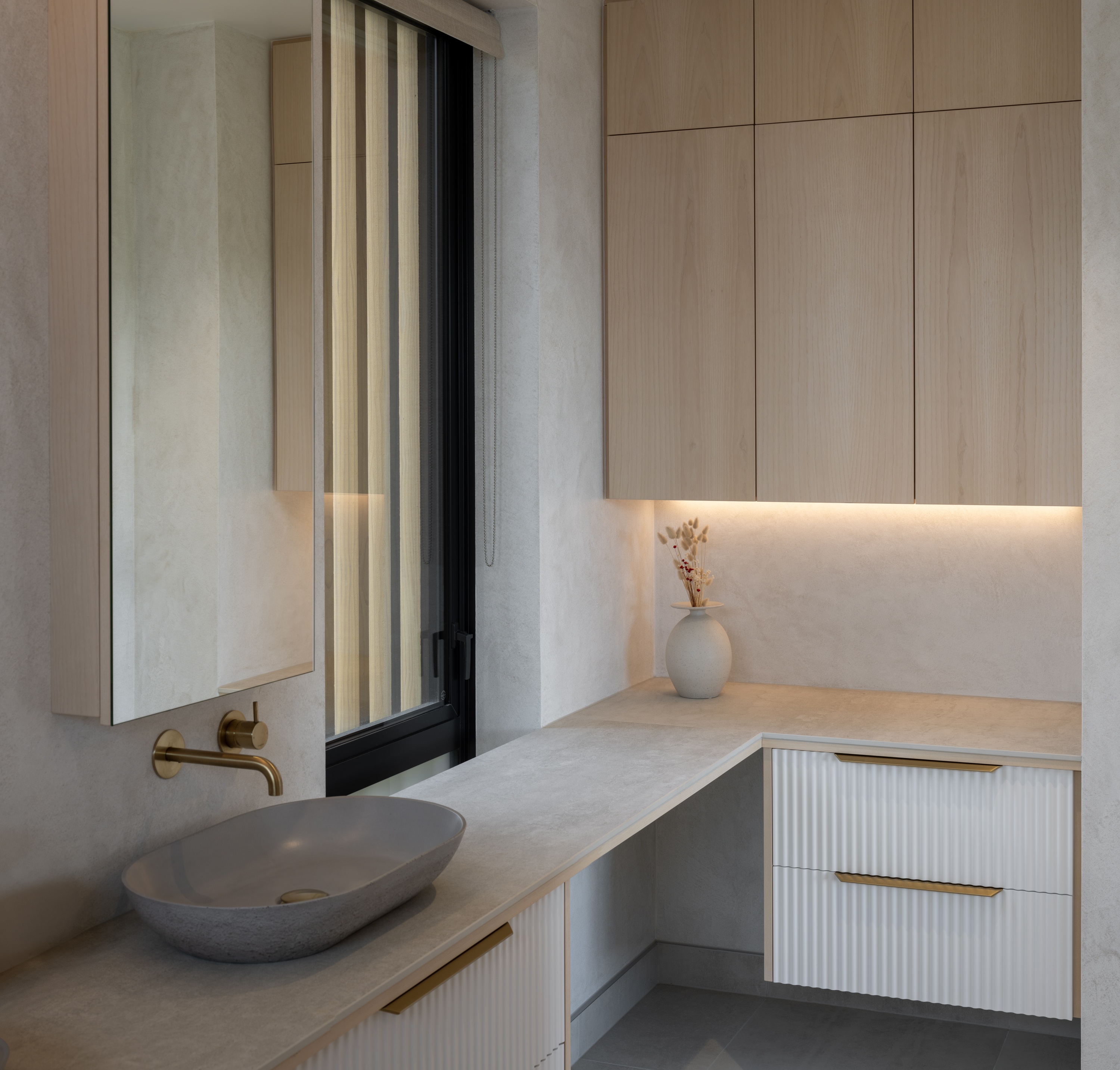 Umbra Lux gallery image